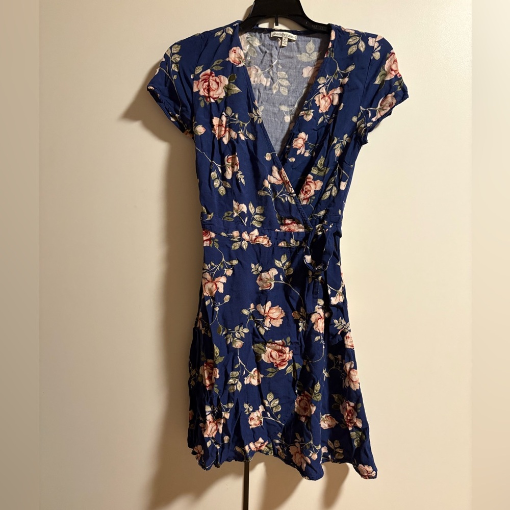 Charlotte Russe Blue Floral Wrap Dress - Picture 2 of 8